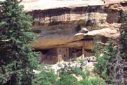 A view of Spruce Tree House, easily reached from the Visitor Center